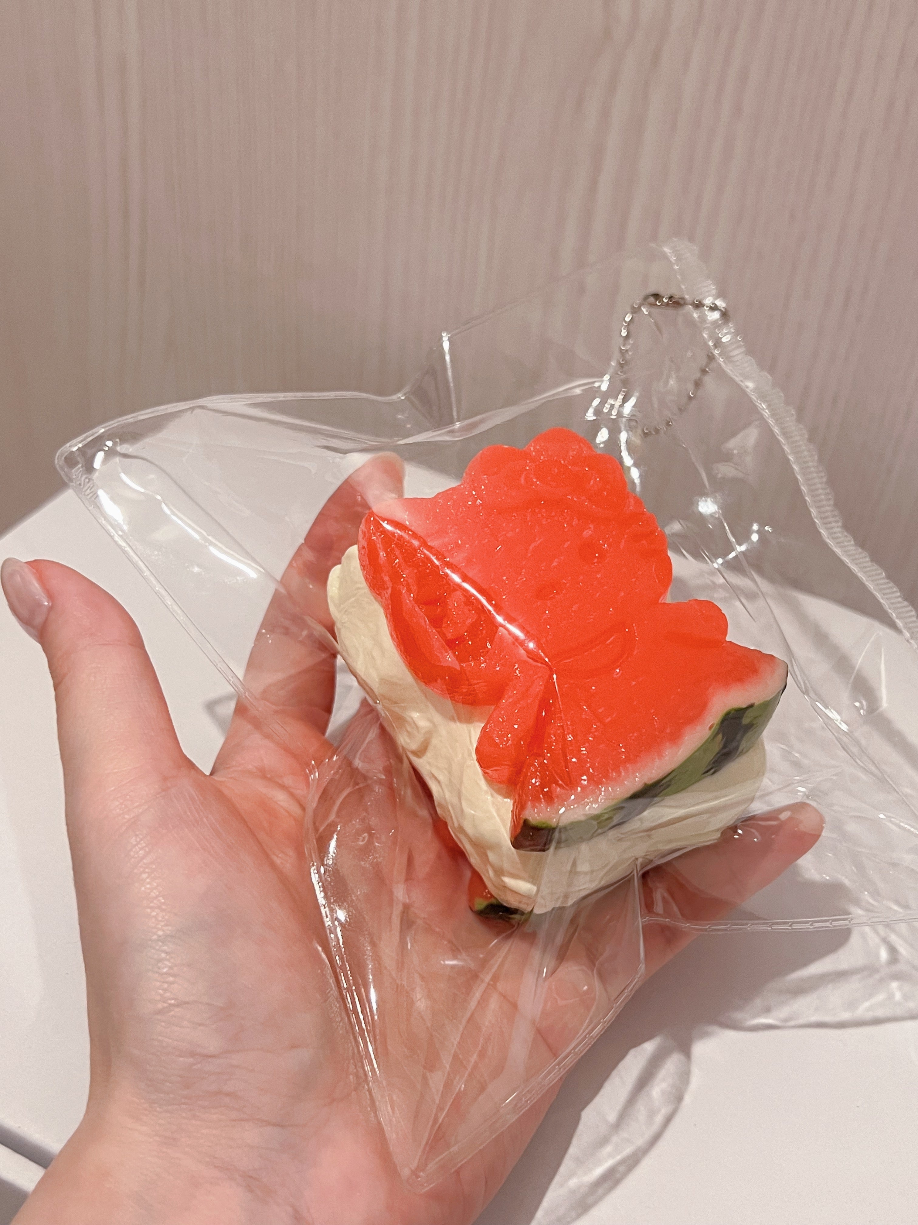 the fox みずみずしいスイカキティ　とろとろクリーム感